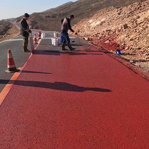 独山一是彩钢瓦喷漆翻新，地面喷涂